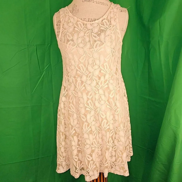 Free People Womens‎ Ivory Miles Of Lace Mini Dress Small - Picture 1 of 4